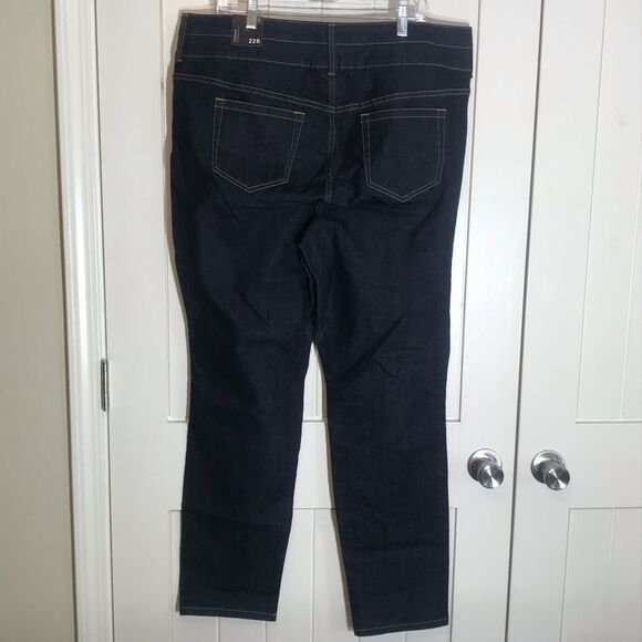 Torrid High Rise Skinny Double Band Jeans Dark Wash 22R NWT - Picture 4 of 8